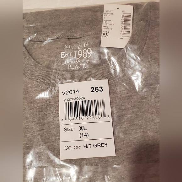 2 Children's Place boys shirts - Picture 4 of 8